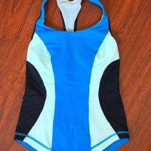 Lululemon tank